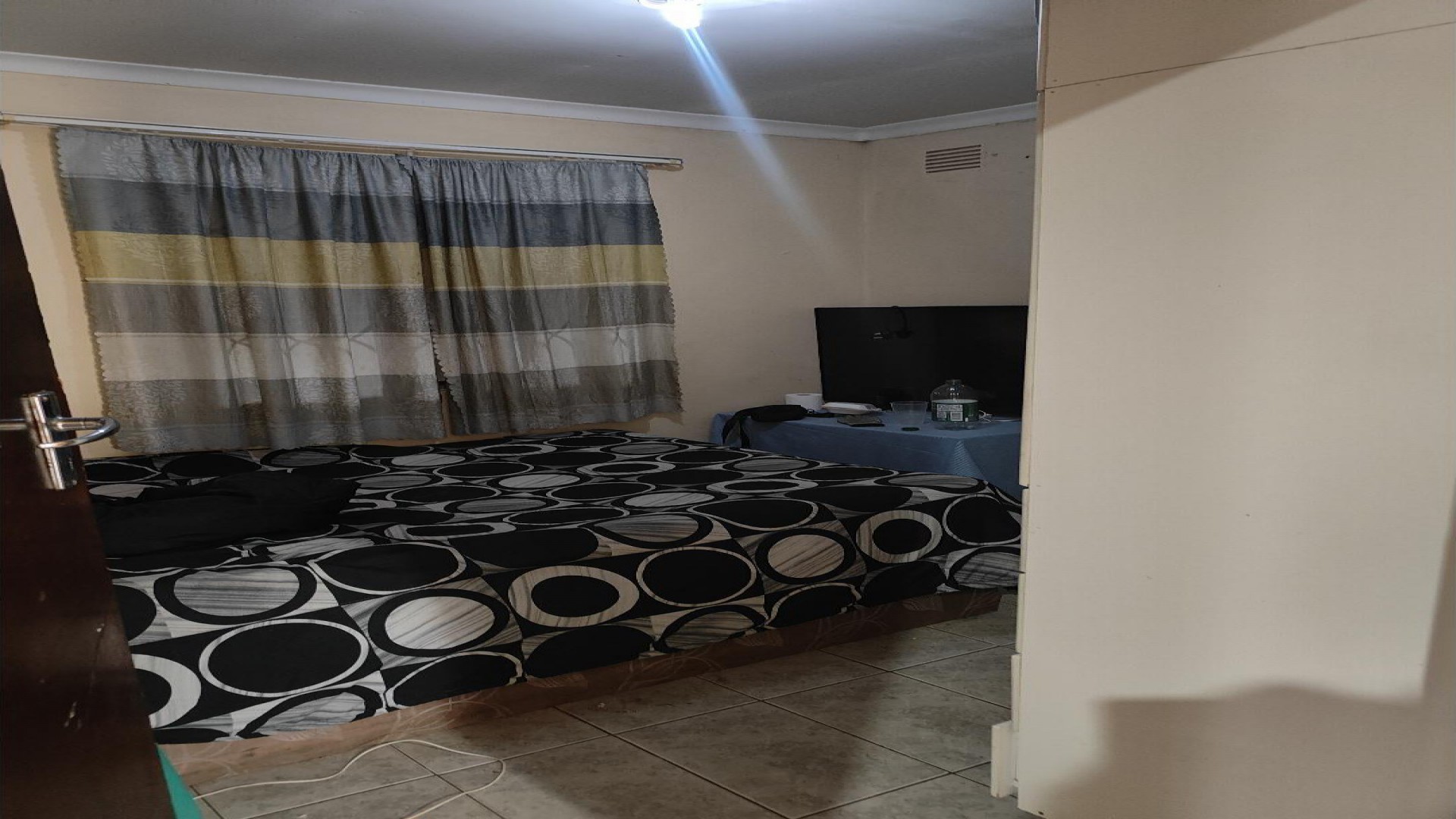 Bed Room 1 of property in Ohlanga