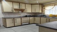 Kitchen of property in Ohlanga