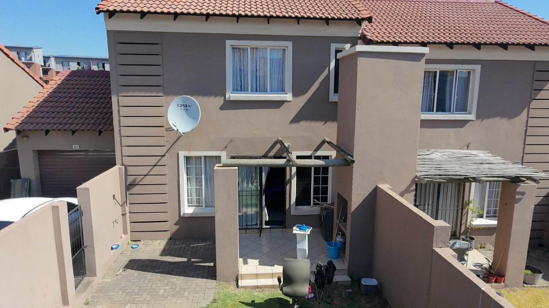 Front View of property in Halfway Gardens