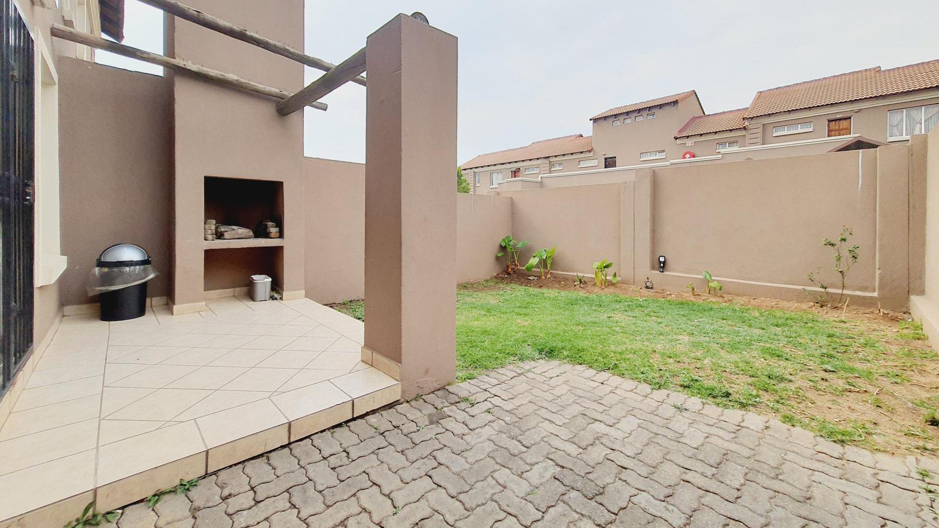 Braai Area of property in Halfway Gardens