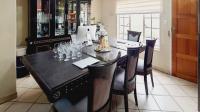 Dining Room of property in Halfway Gardens