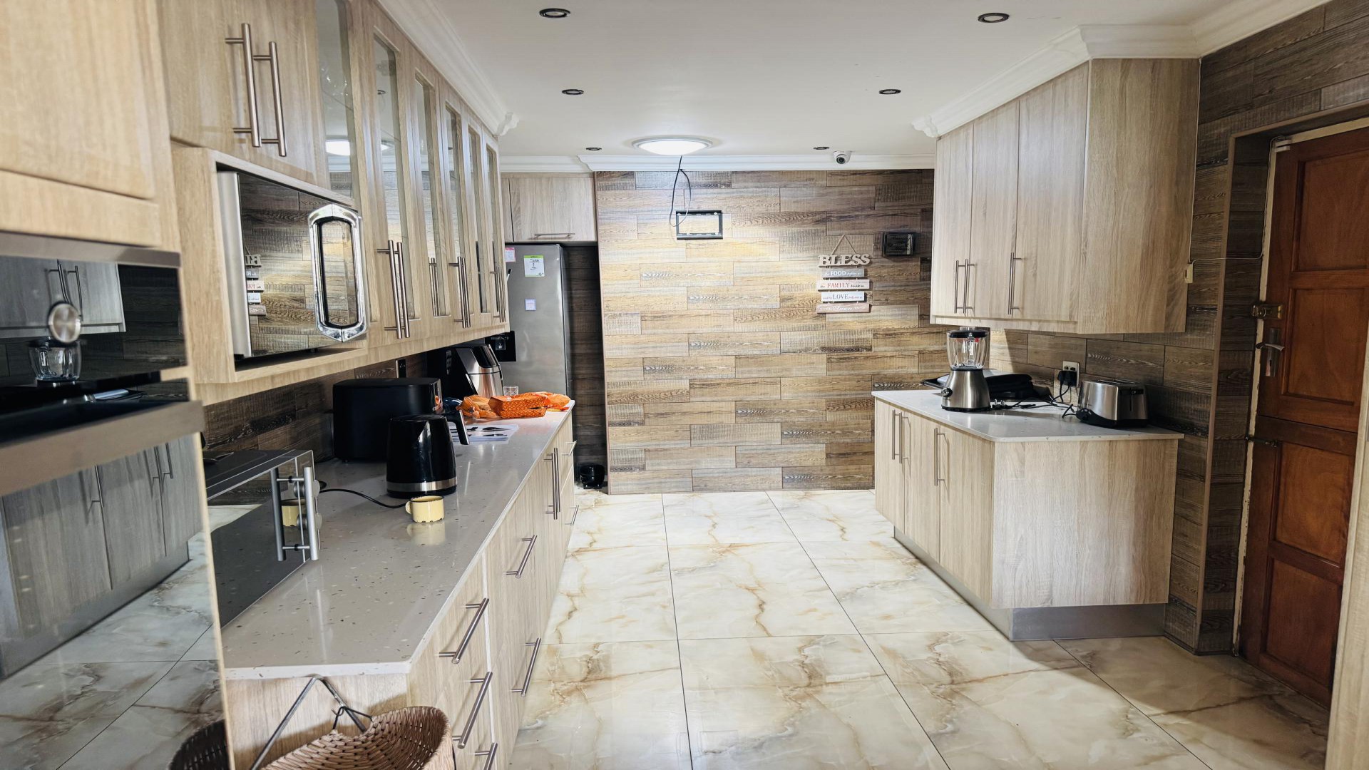 Kitchen of property in Mondeor