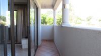 Balcony - 11 square meters of property in Mondeor