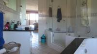 Main Bathroom - 11 square meters of property in Mondeor