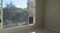 Bed Room 4 - 10 square meters of property in Mondeor