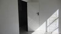 Bed Room 4 - 10 square meters of property in Mondeor