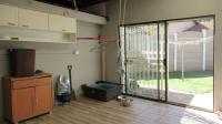 Entertainment - 56 square meters of property in Mondeor