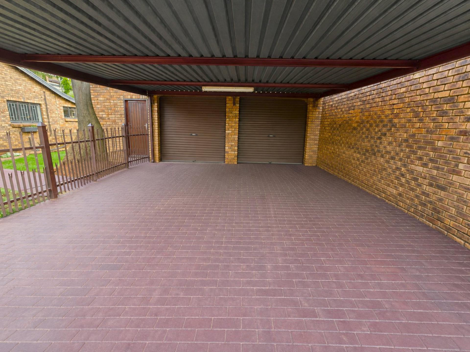  of property in Doornpoort