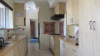 Kitchen - 17 square meters of property in Arcon Park