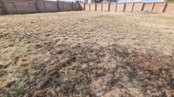 Land for Sale For Sale in Bendor - MR721022