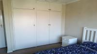 Bed Room 2 of property in Oakdene
