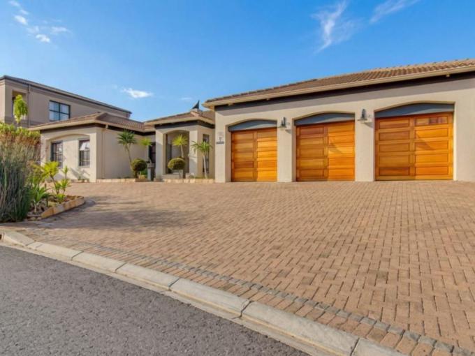 5 Bedroom House for Sale For Sale in Kuils River - MR721044