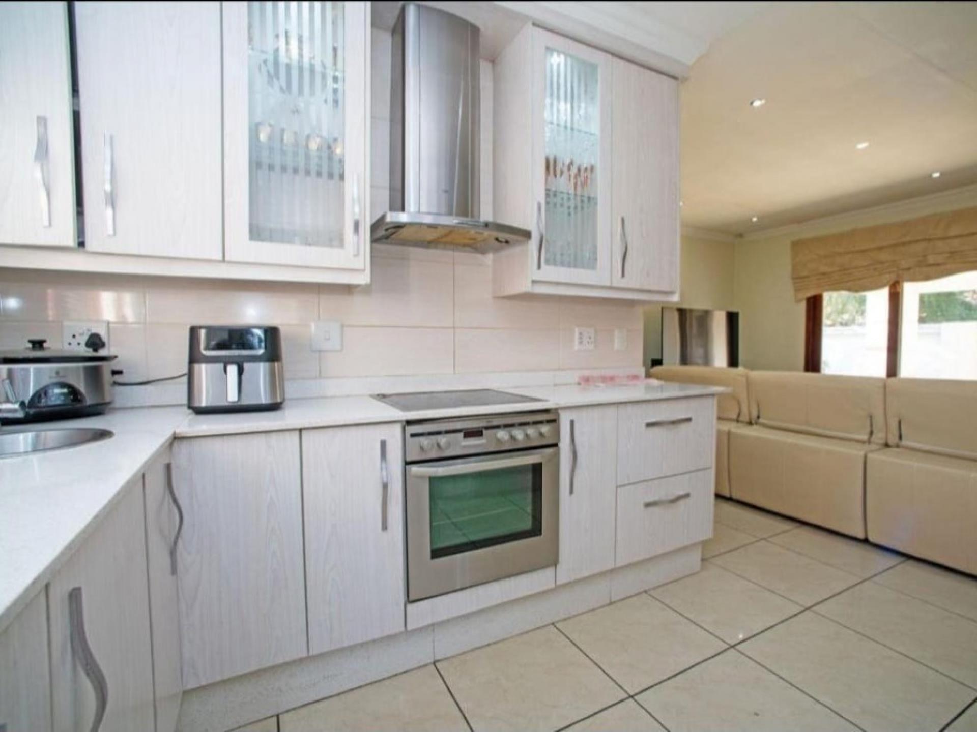  of property in Parkhaven