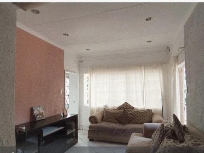 4 Bedroom House for Sale For Sale in Sydenham - JHB - MR721085