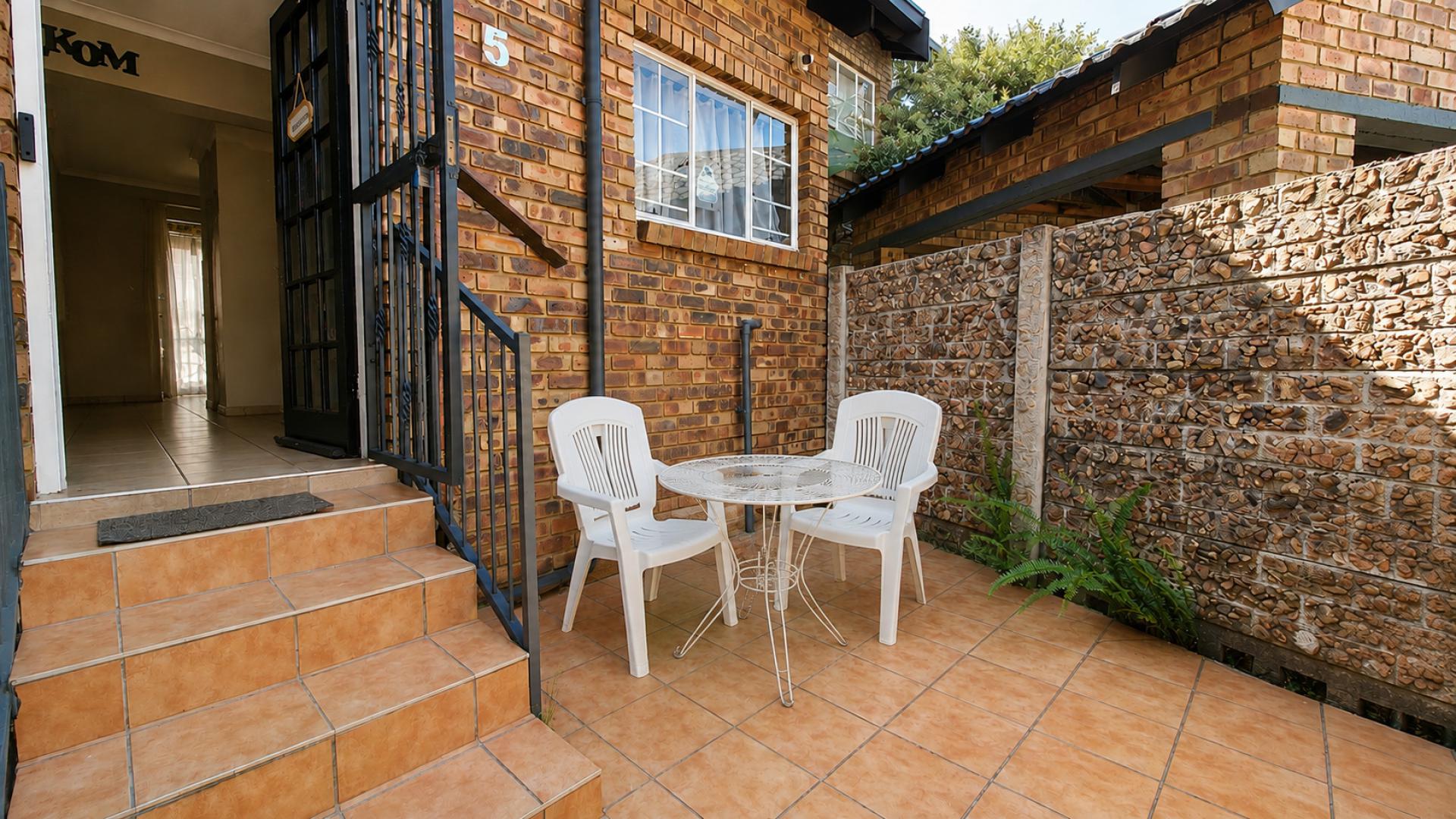  of property in Van Riebeeckpark