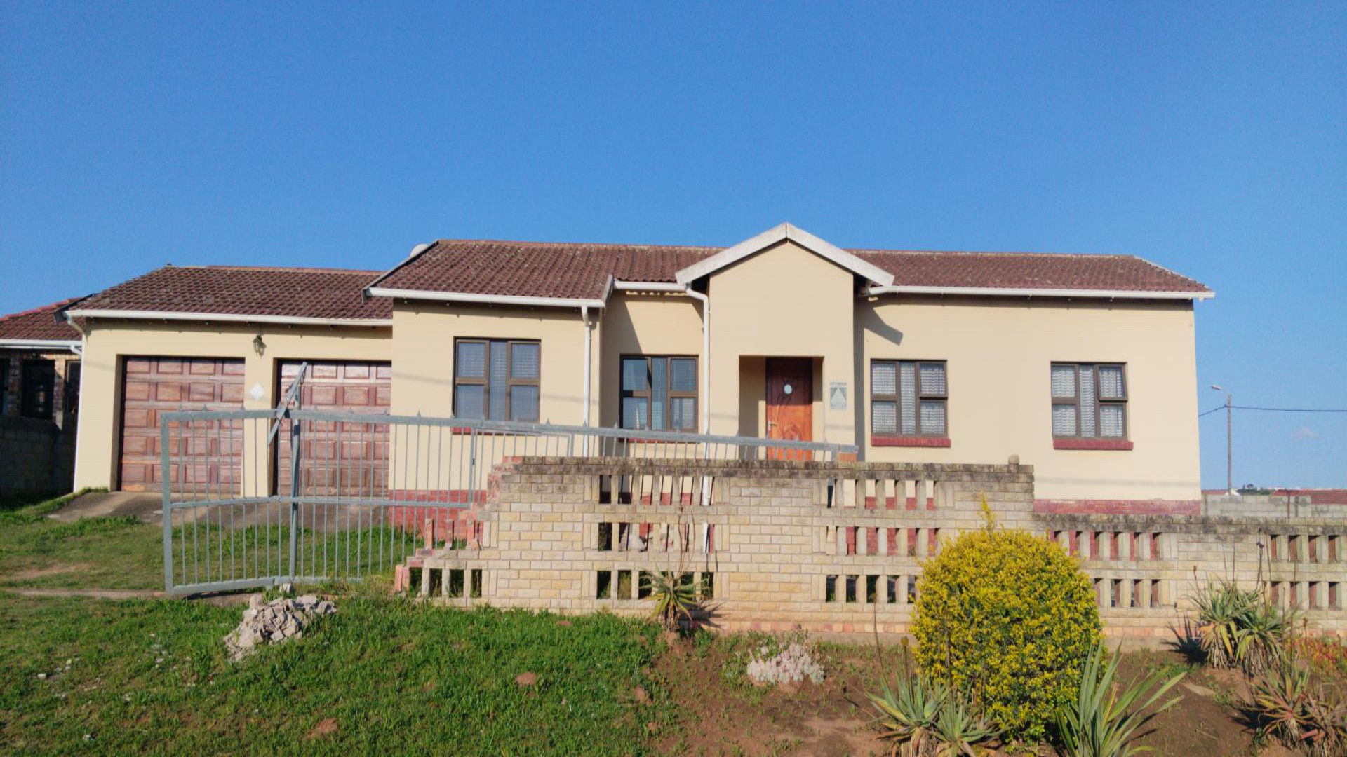 Front View of property in Club View