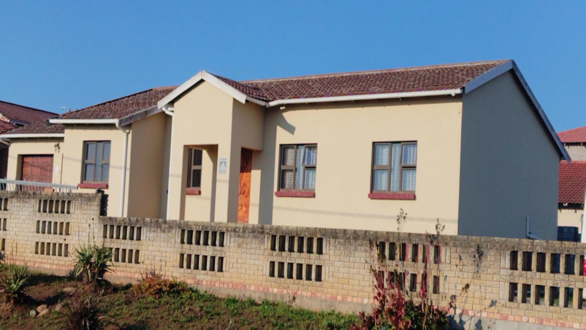 Front View of property in Club View
