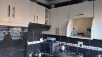 Kitchen of property in Club View