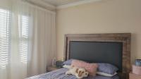 Bed Room 1 of property in Club View
