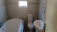 Bathroom 2 of property in Club View