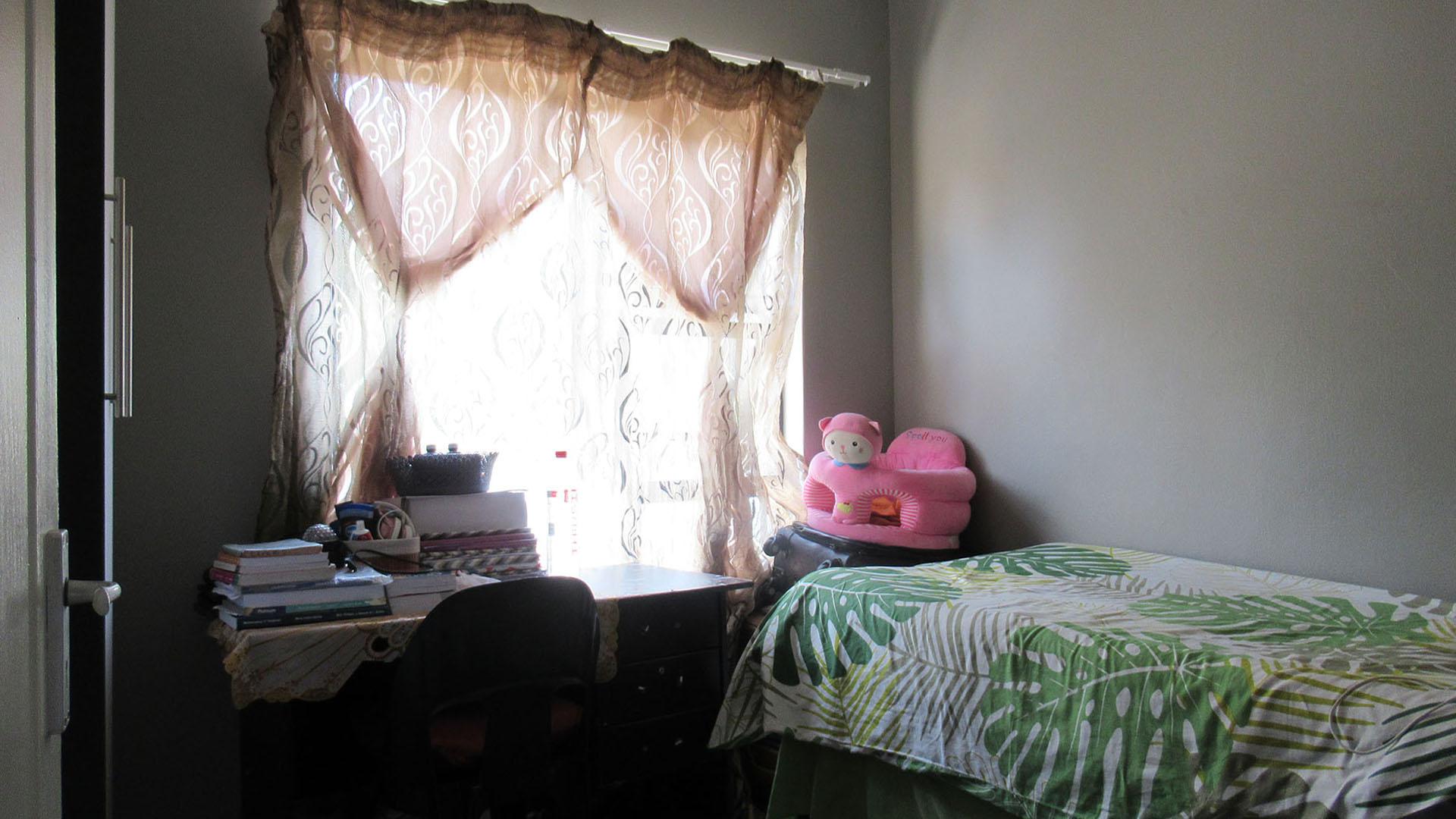 Bed Room 2 - 9 square meters of property in Cloverdene