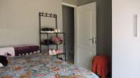 Bed Room 1 - 11 square meters of property in Cloverdene