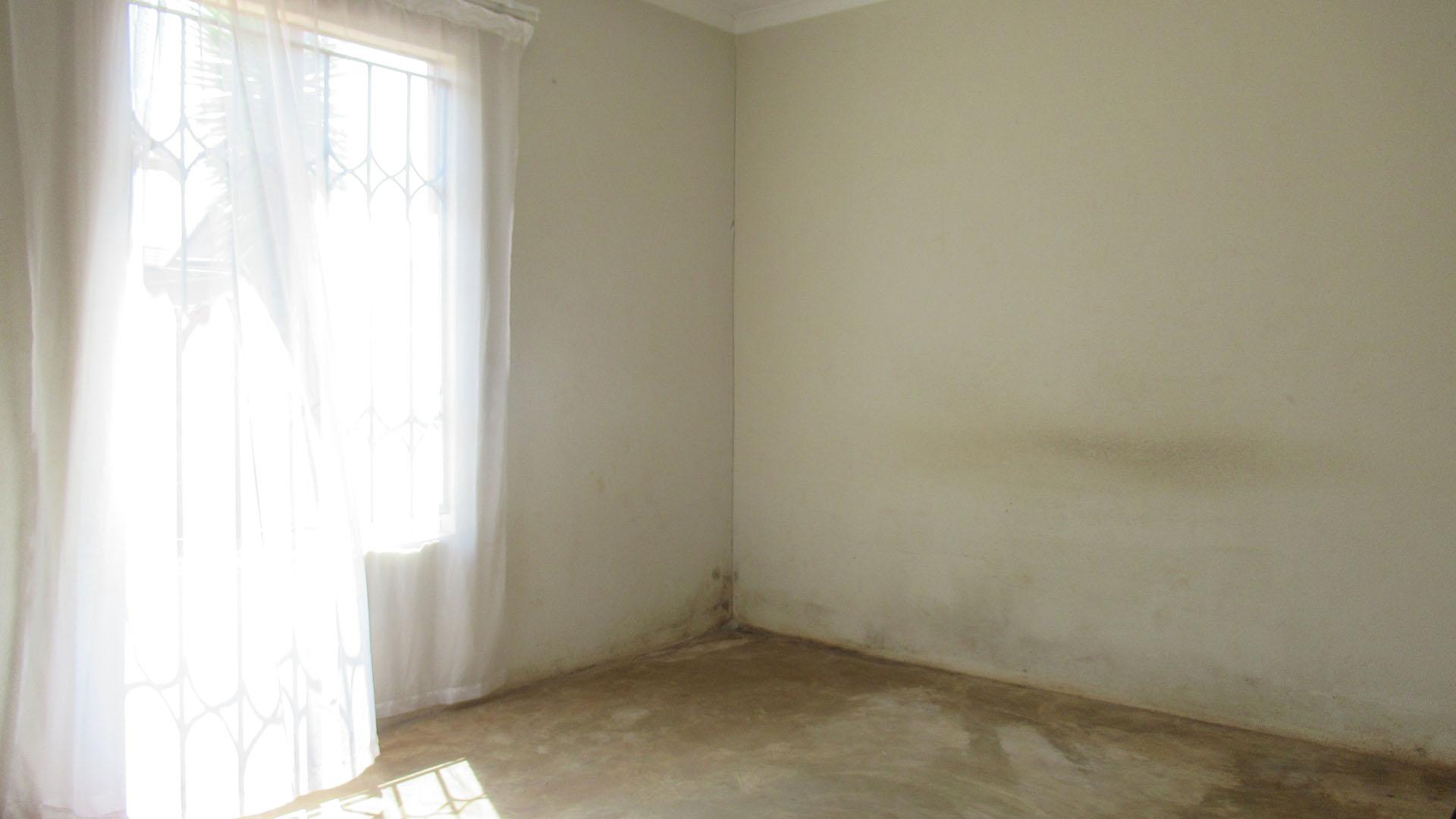 Bed Room 2 - 15 square meters of property in Watervalspruit (Vaal)