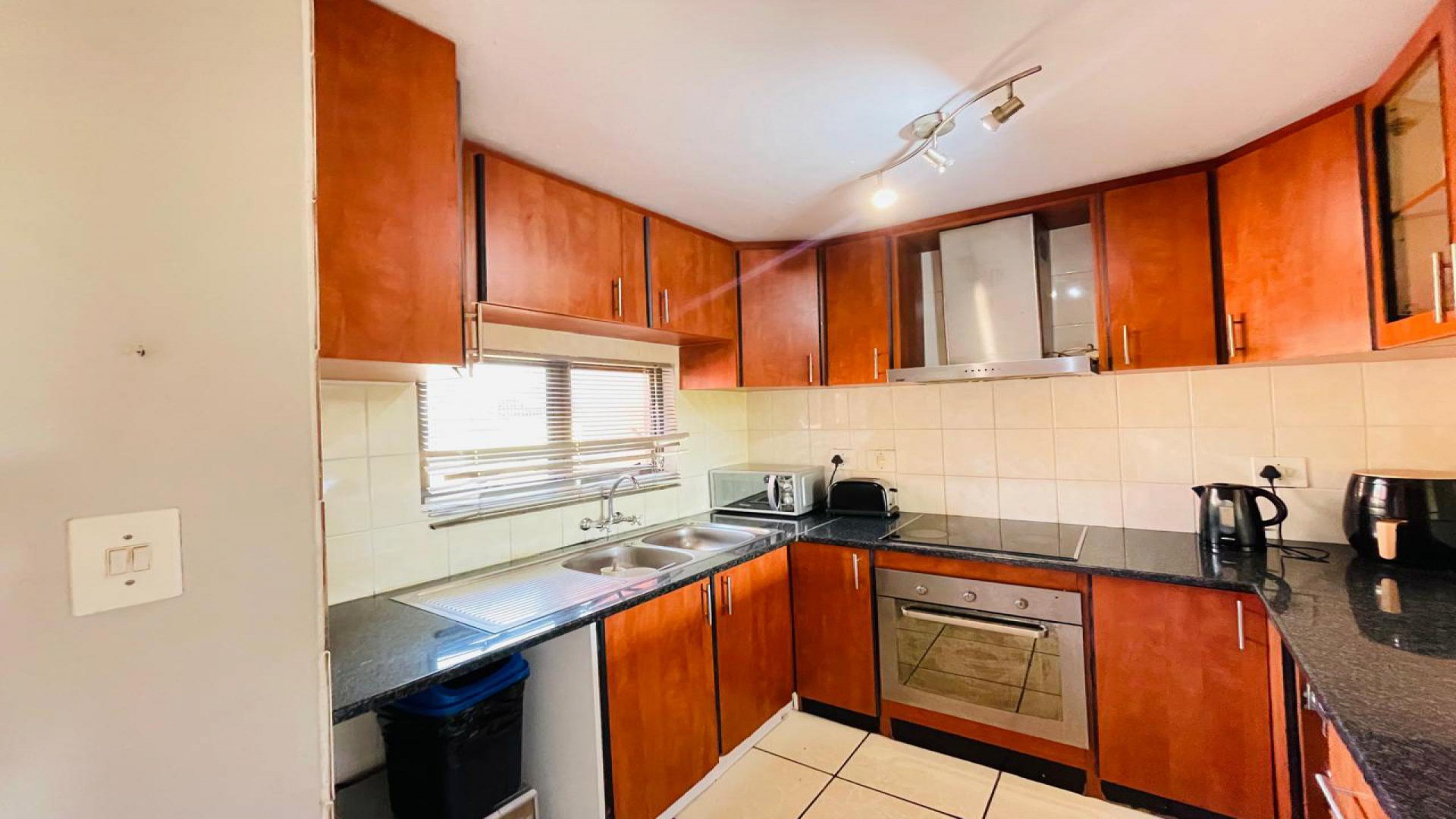 Kitchen of property in Caversham Glen