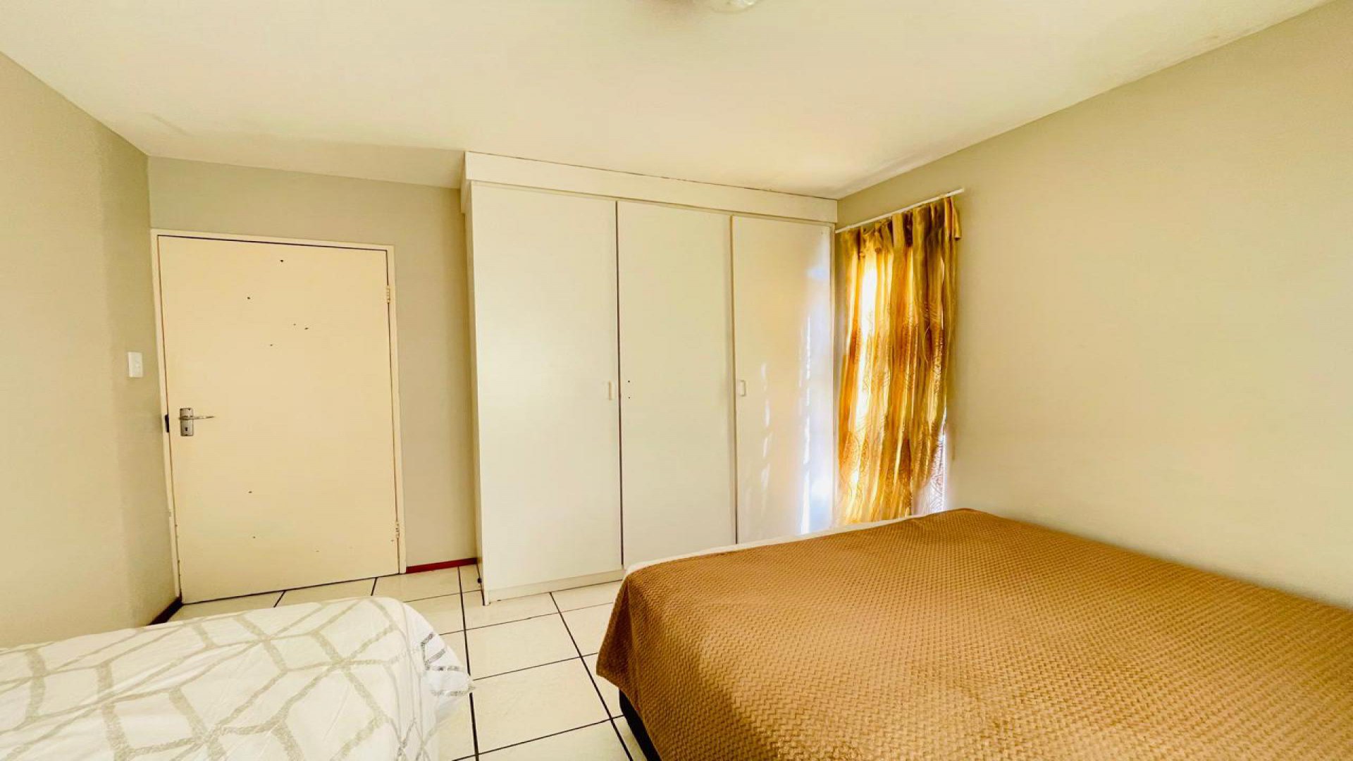 Bed Room 1 of property in Caversham Glen