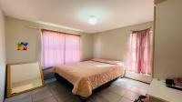 Bed Room 2 of property in Caversham Glen