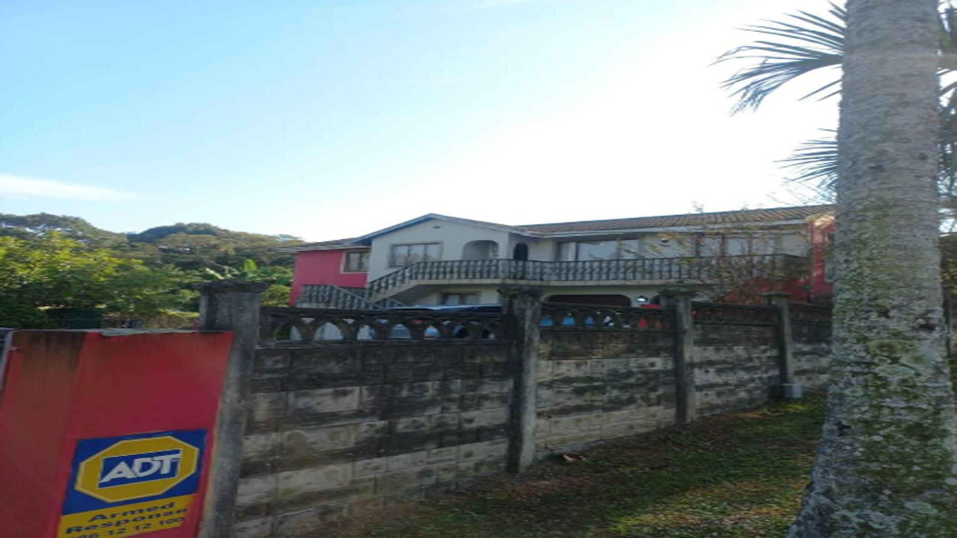 Front View of property in Pinetown 