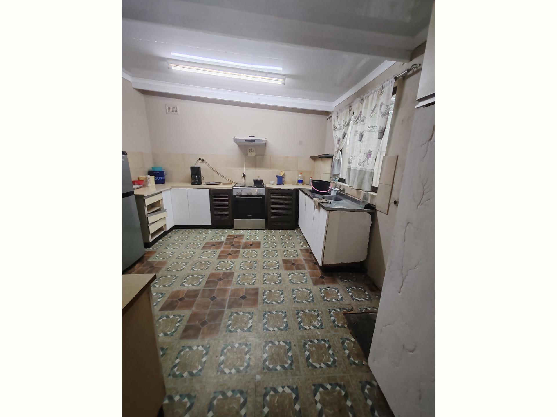  of property in Wentworth 
