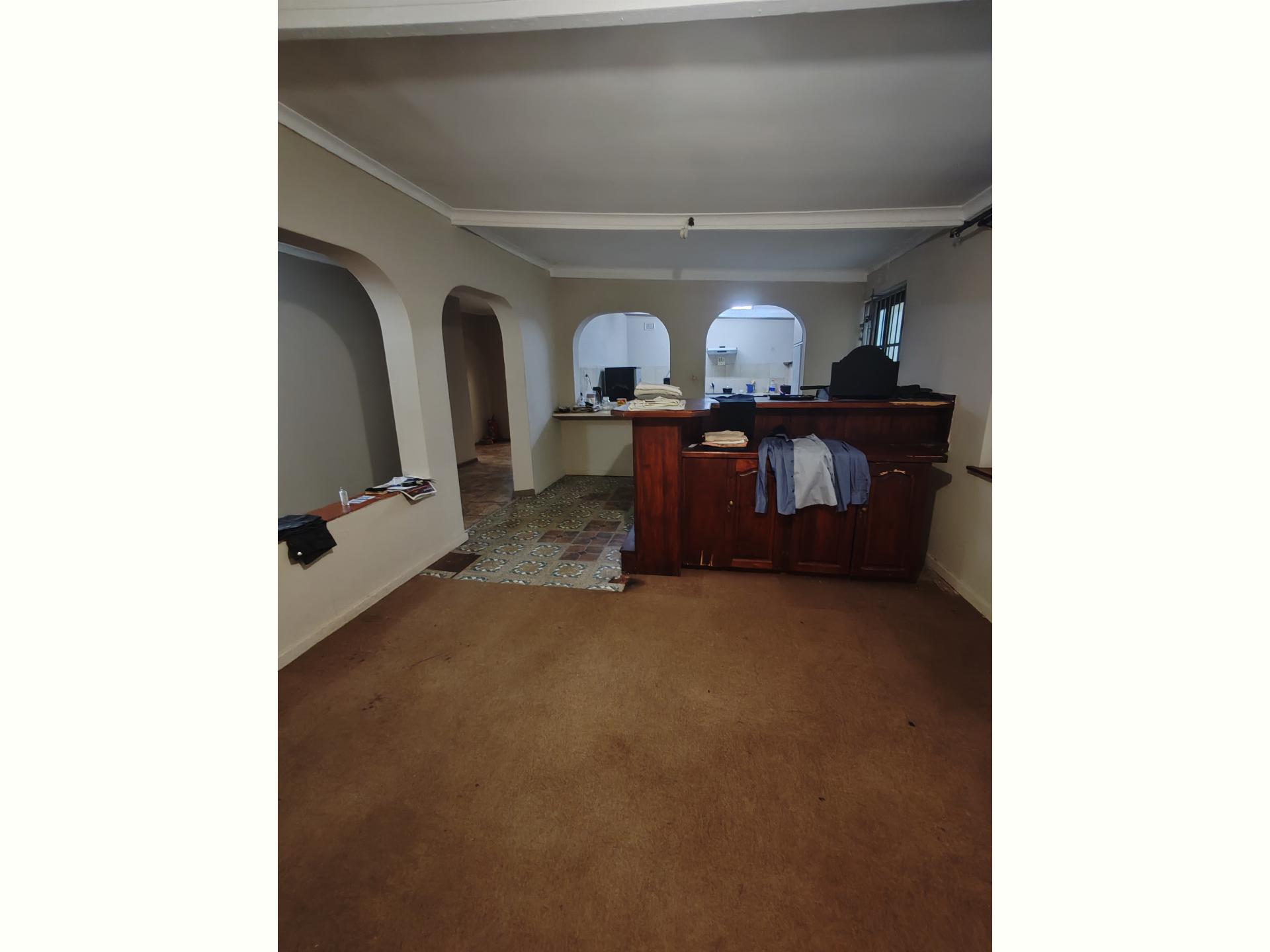  of property in Wentworth 