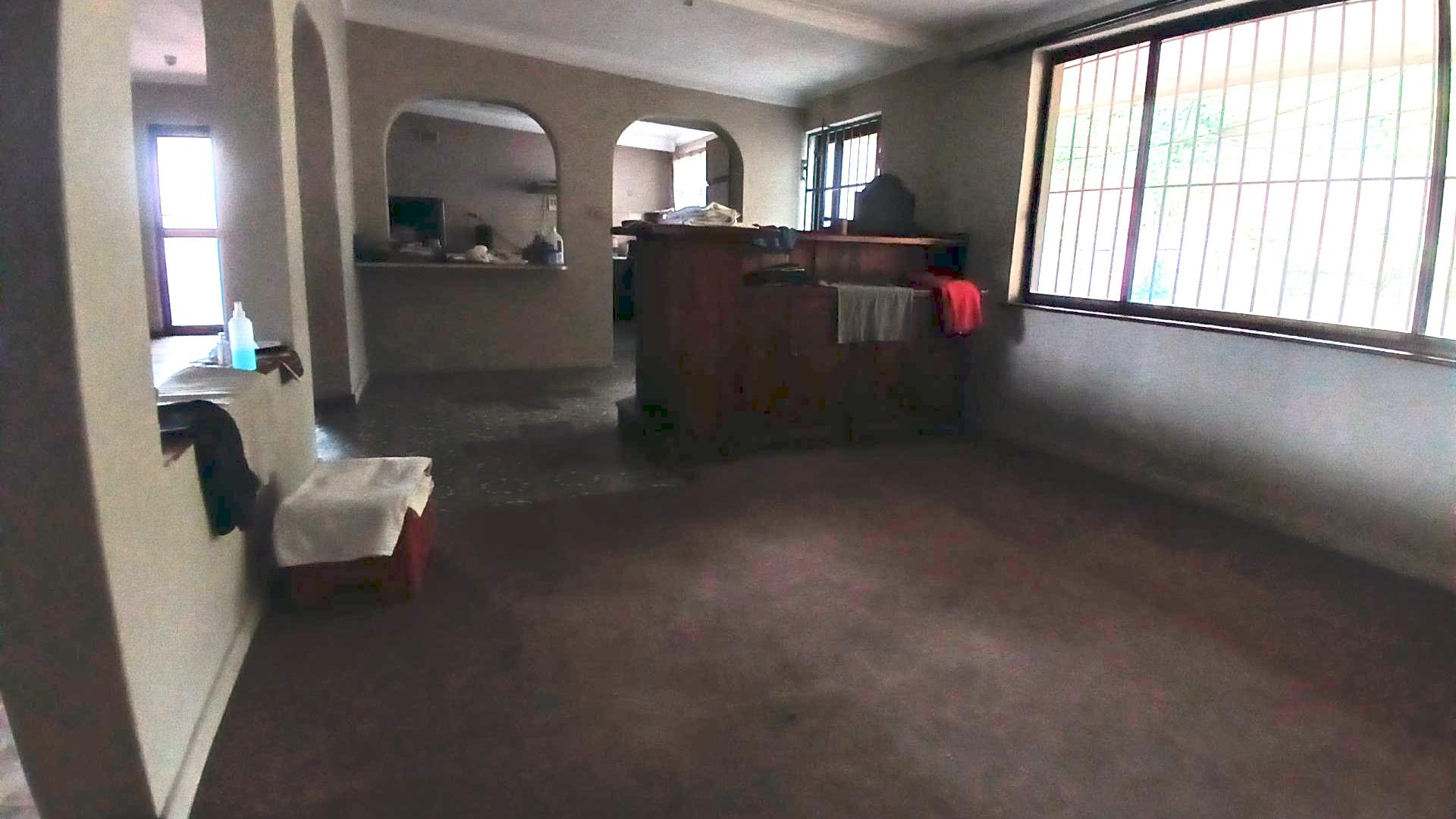 Dining Room of property in Wentworth 
