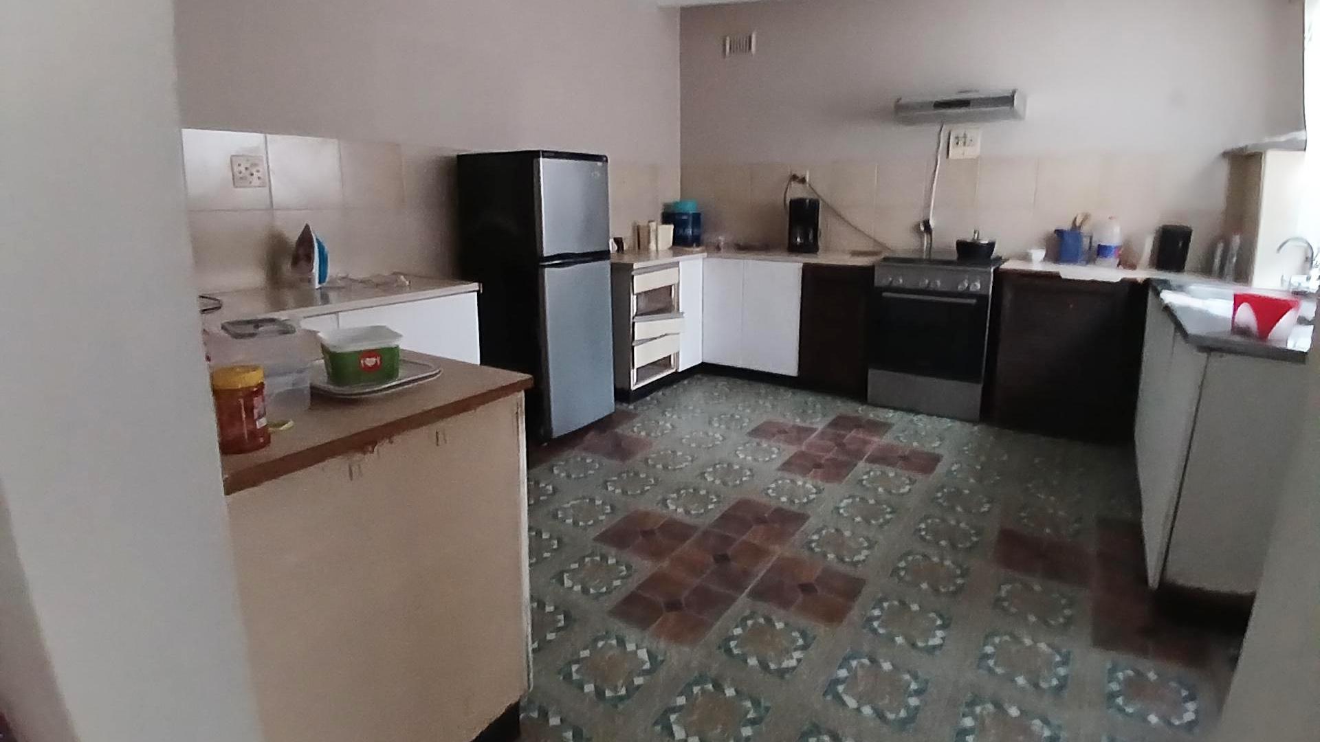 Kitchen of property in Wentworth 