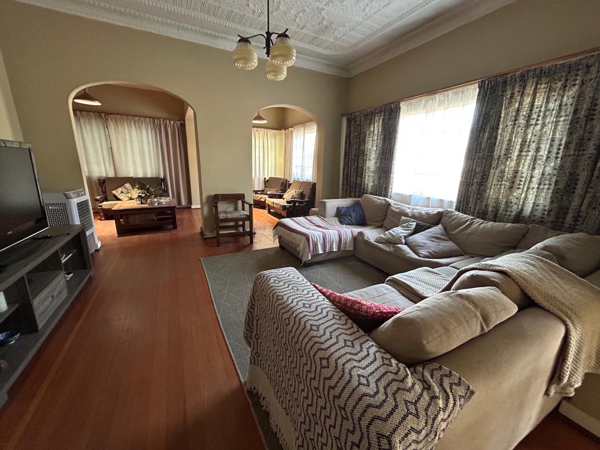  of property in Sunnyside