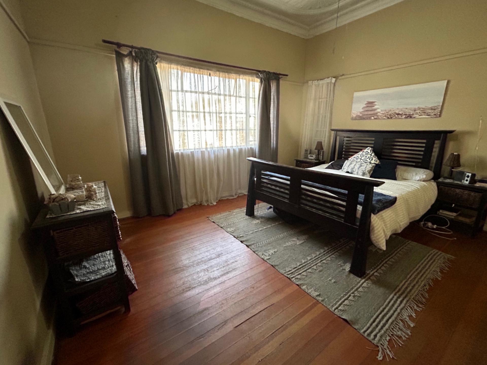  of property in Sunnyside