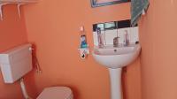Bathroom 2 of property in Lady Grey