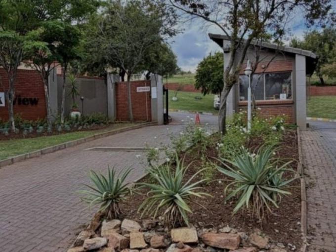 3 Bedroom Apartment for Sale For Sale in Equestria - MR721222