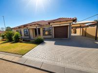 of property in Dawn Park