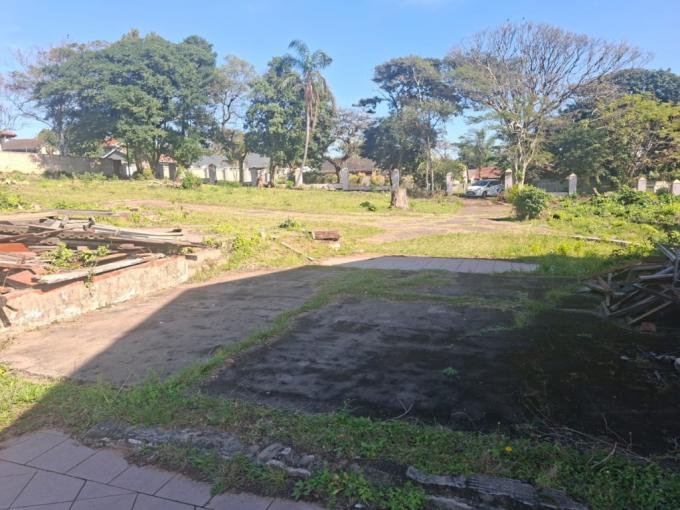 Land for Sale For Sale in Athlone Park - MR721227