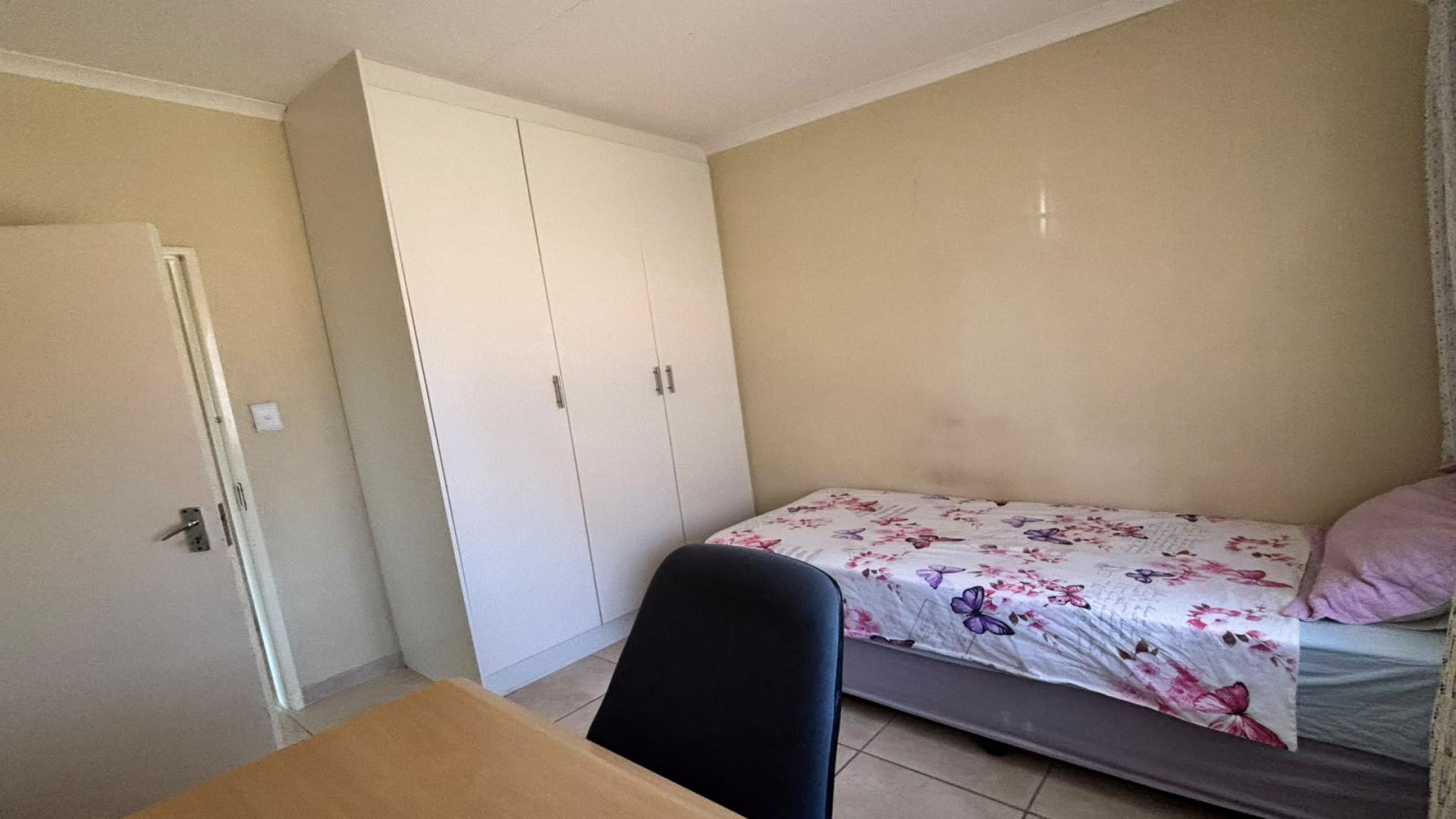 Bed Room 2 of property in Azaadville