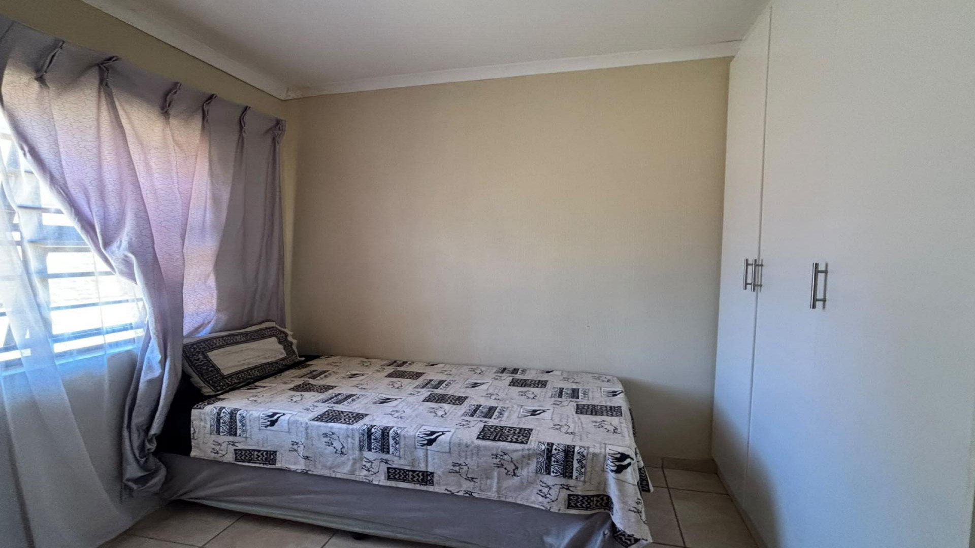 Bed Room 3 of property in Azaadville
