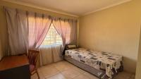 Bed Room 3 of property in Azaadville