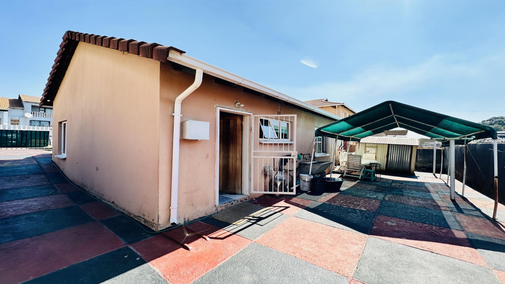 Backyard of property in Ormonde