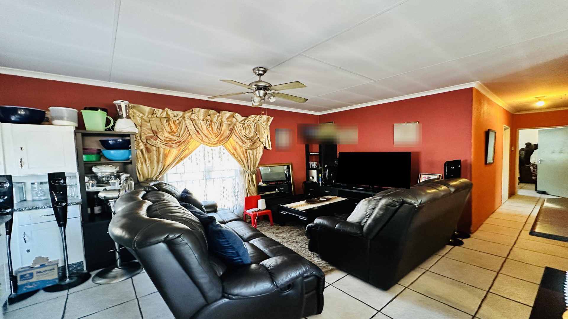 Lounges of property in Ormonde