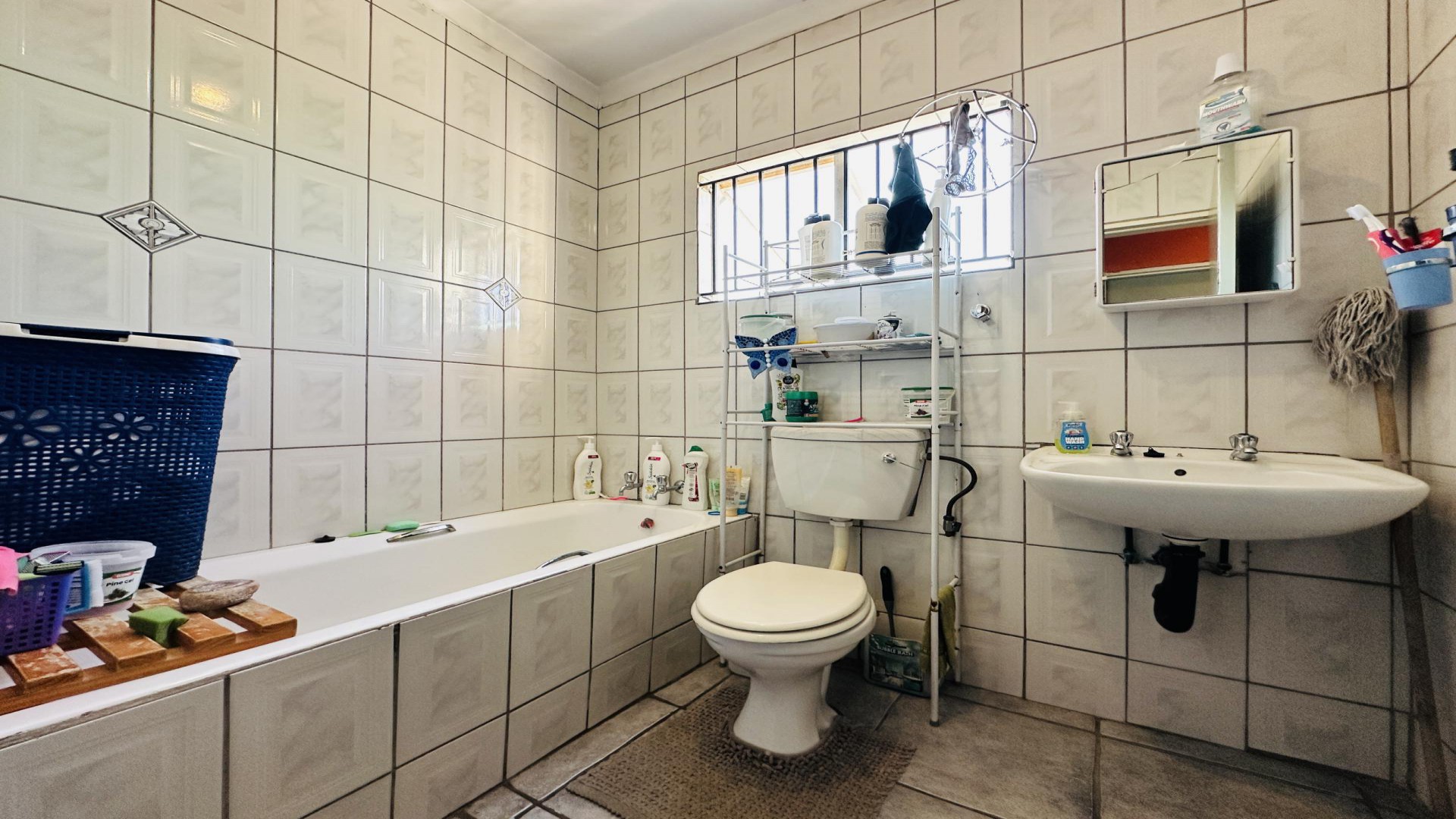 Bathroom 2 of property in Ormonde