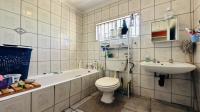 Bathroom 2 of property in Ormonde