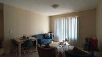 Lounges - 16 square meters of property in Kosmosdal