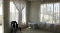 Lounges - 13 square meters of property in Roodekop